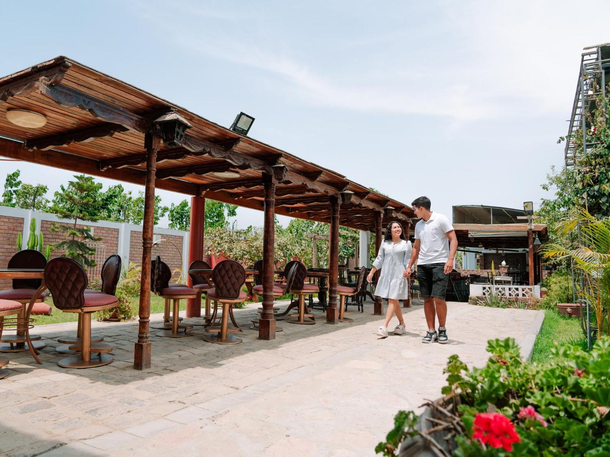 Hotel Vinas Del Sol Eterno チンチャ・アルタ エクステリア 写真