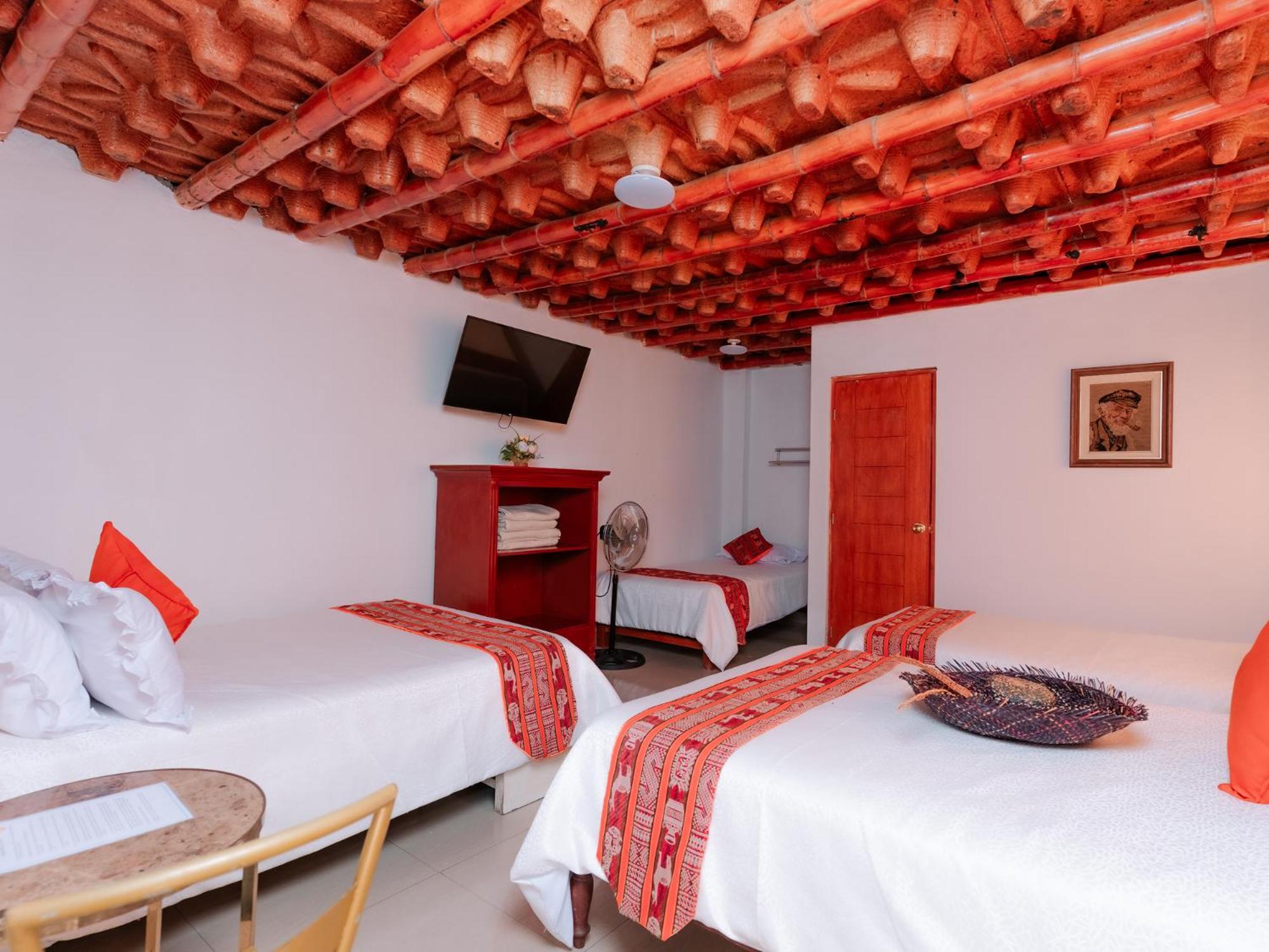 Hotel Vinas Del Sol Eterno チンチャ・アルタ エクステリア 写真